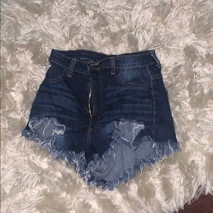 Cute high waisted shorts